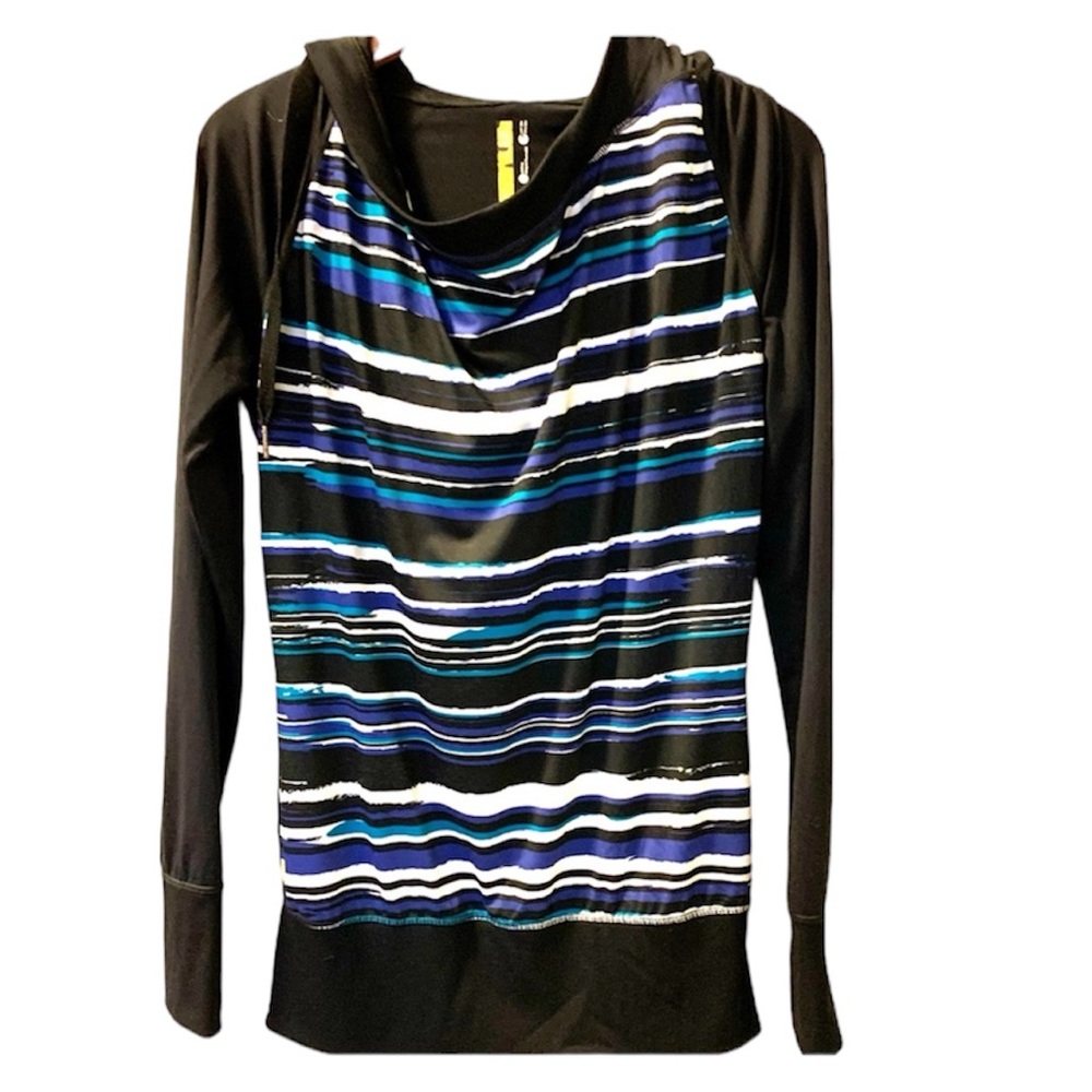 LOLE Women Yoga Hooded Sweater